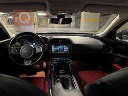 جاكوار XE